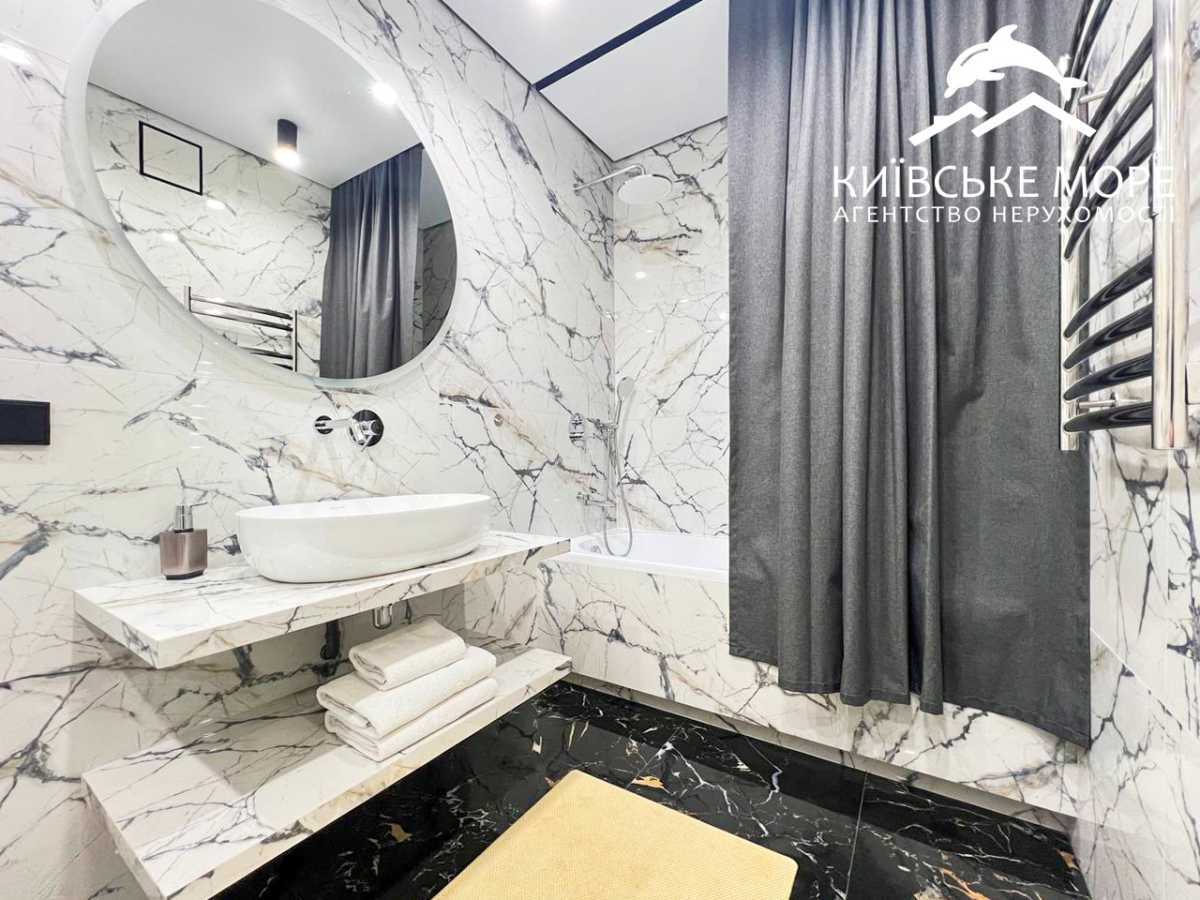 Оренда 1-кімнатної квартири 35 м², Князя Романа Мстиславича, 22А