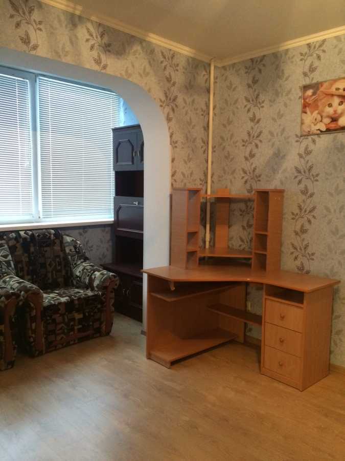 Продаж 3-кімнатної квартири 74 м², Грушевського вул., 17Г