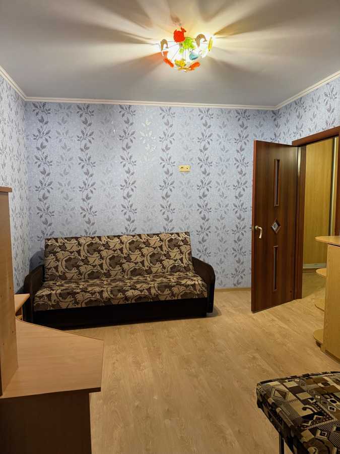 Продаж 3-кімнатної квартири 74 м², Грушевського вул., 17Г