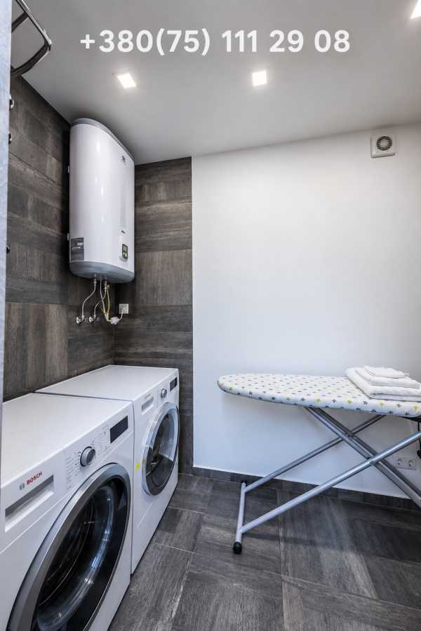 Продаж 5-кімнатної квартири 170 м², Дмитрівська вул., 75