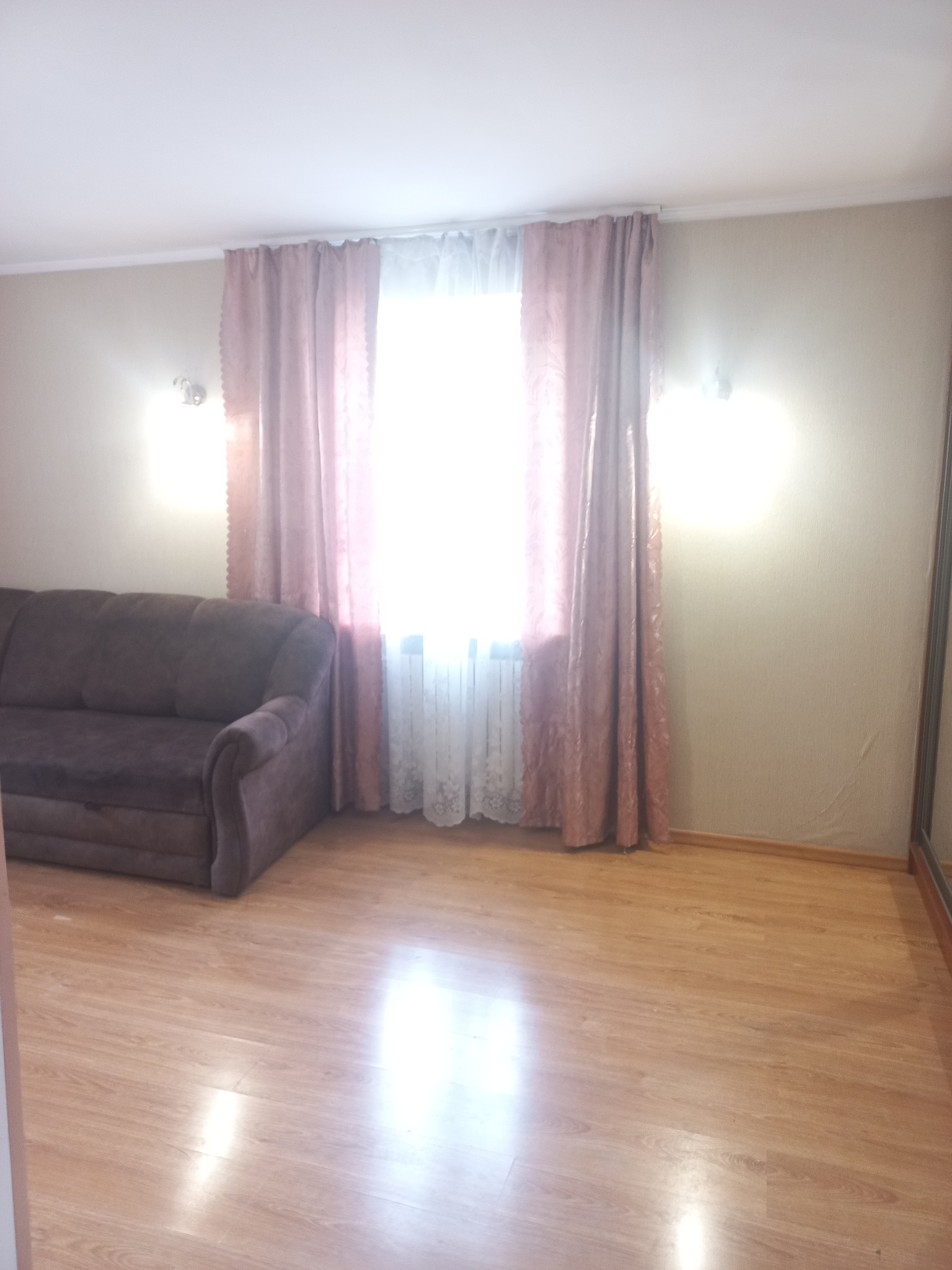 Продажа 1-комнатной квартиры 32 м², Варненская ул.
