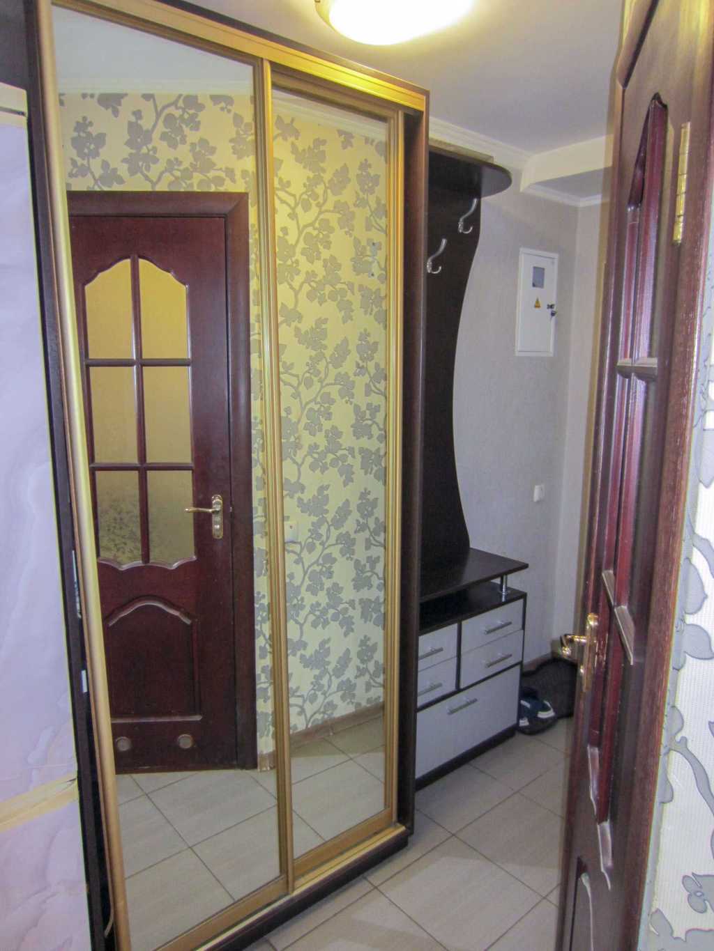 Продаж 2-кімнатної квартири 46 м², Зодчих вул., 16