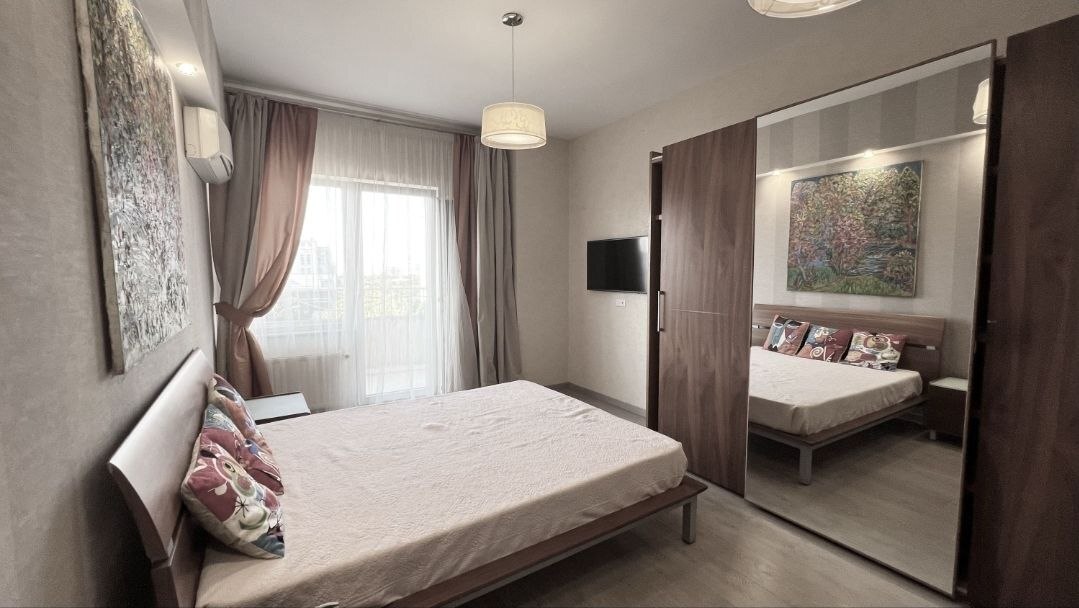 Продаж 3-кімнатної квартири 150 м², Французский бул., 9