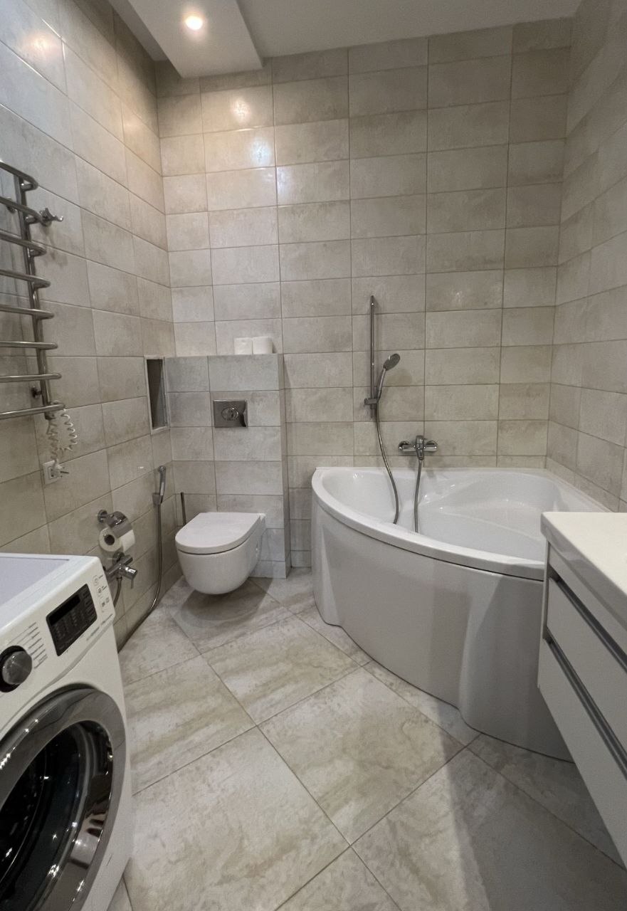 Продаж 3-кімнатної квартири 150 м², Французский бул., 9