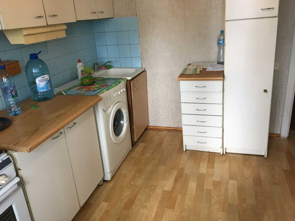 Оренда 1-кімнатної квартири 32 м², Братиславська вул., 12