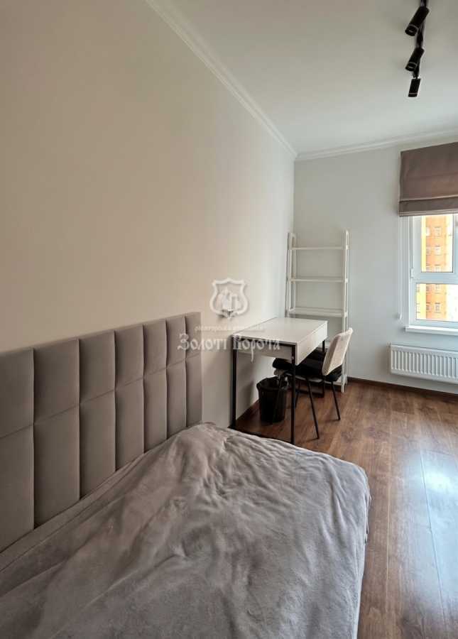 Продаж 3-кімнатної квартири 102.6 м², Олександра Мішуги вул., 2