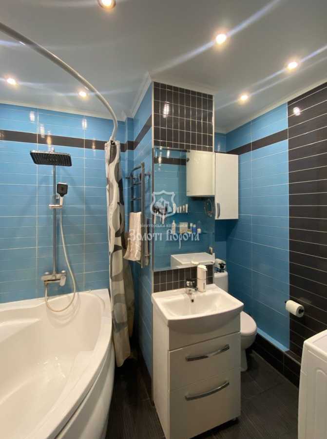 Продаж 3-кімнатної квартири 102.6 м², Олександра Мішуги вул., 2