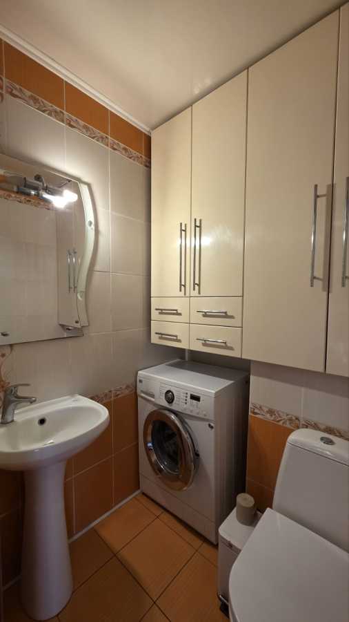 Продаж 3-кімнатної квартири 62 м², Леся Курбаса просп., 12Б