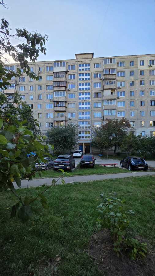 Продаж 3-кімнатної квартири 62 м², Леся Курбаса просп., 12Б