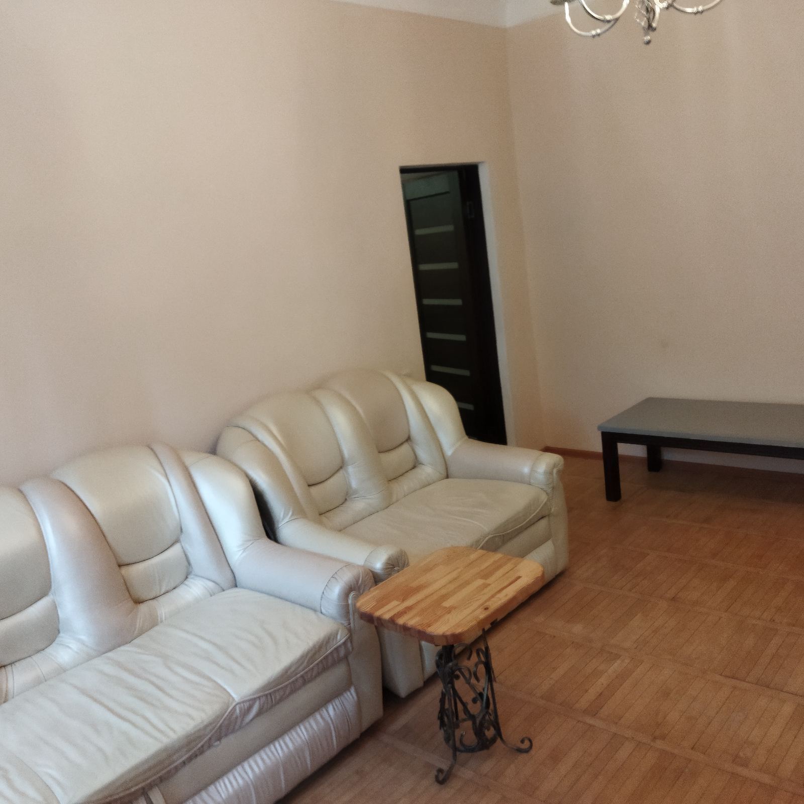 Оренда 3-кімнатної квартири 52 м², Воскресенська вул., 6А