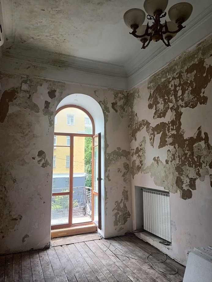 Продаж 3-кімнатної квартири 90 м², Заньковецької вул., 7