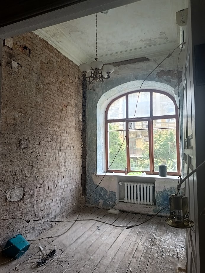 Продаж 3-кімнатної квартири 90 м², Заньковецької вул., 7
