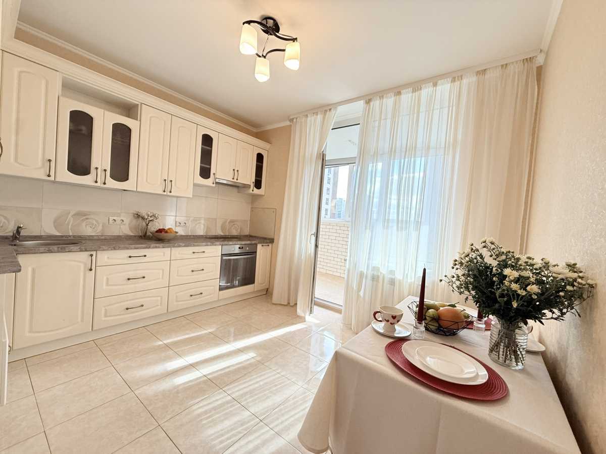 Продаж 1-кімнатної квартири 50.3 м², Авіаконструктора Ігоря Сікорського вул., 4Г