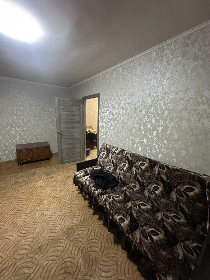Оренда 1-кімнатної квартири 30 м², Верховної Ради бул., 33/1