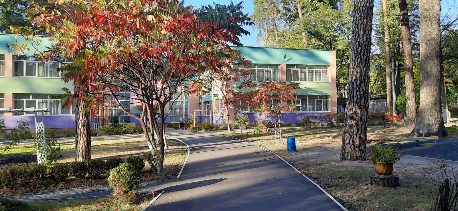 Продаж 2-кімнатної квартири 82 м², Верховинна вул., 35