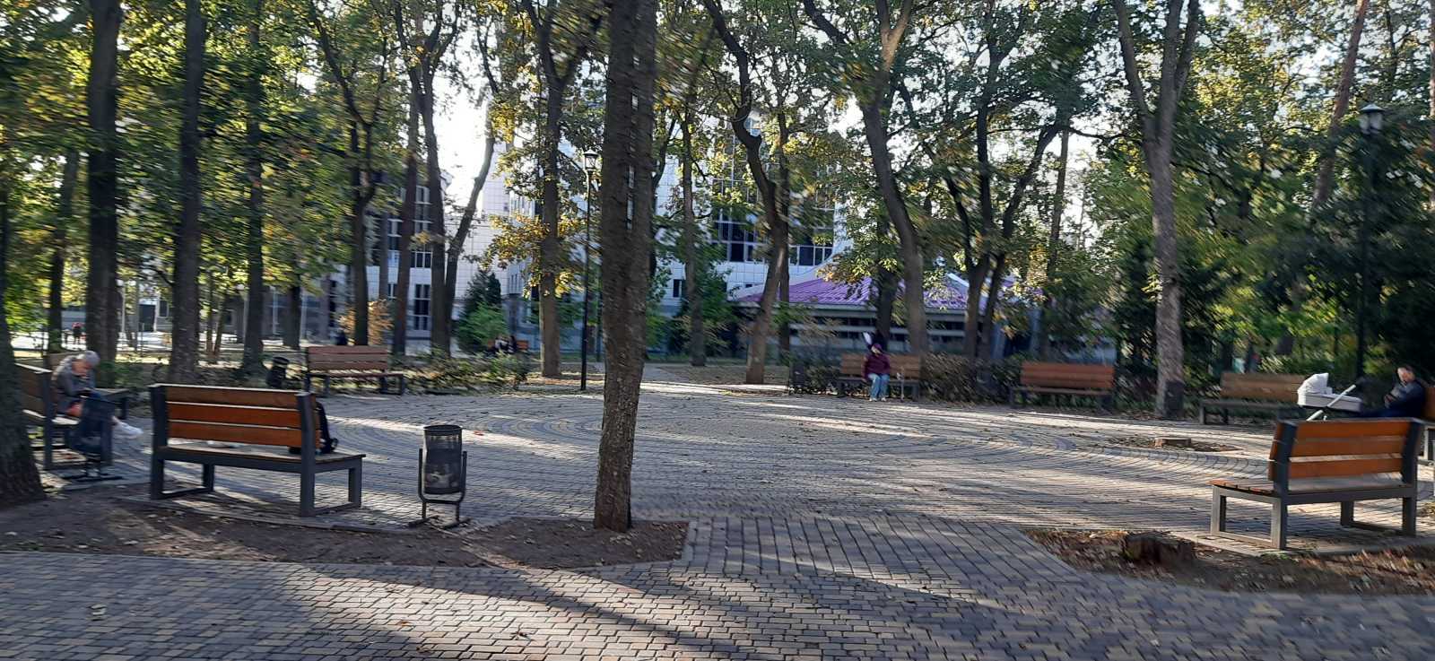 Продаж 2-кімнатної квартири 82 м², Верховинна вул., 35