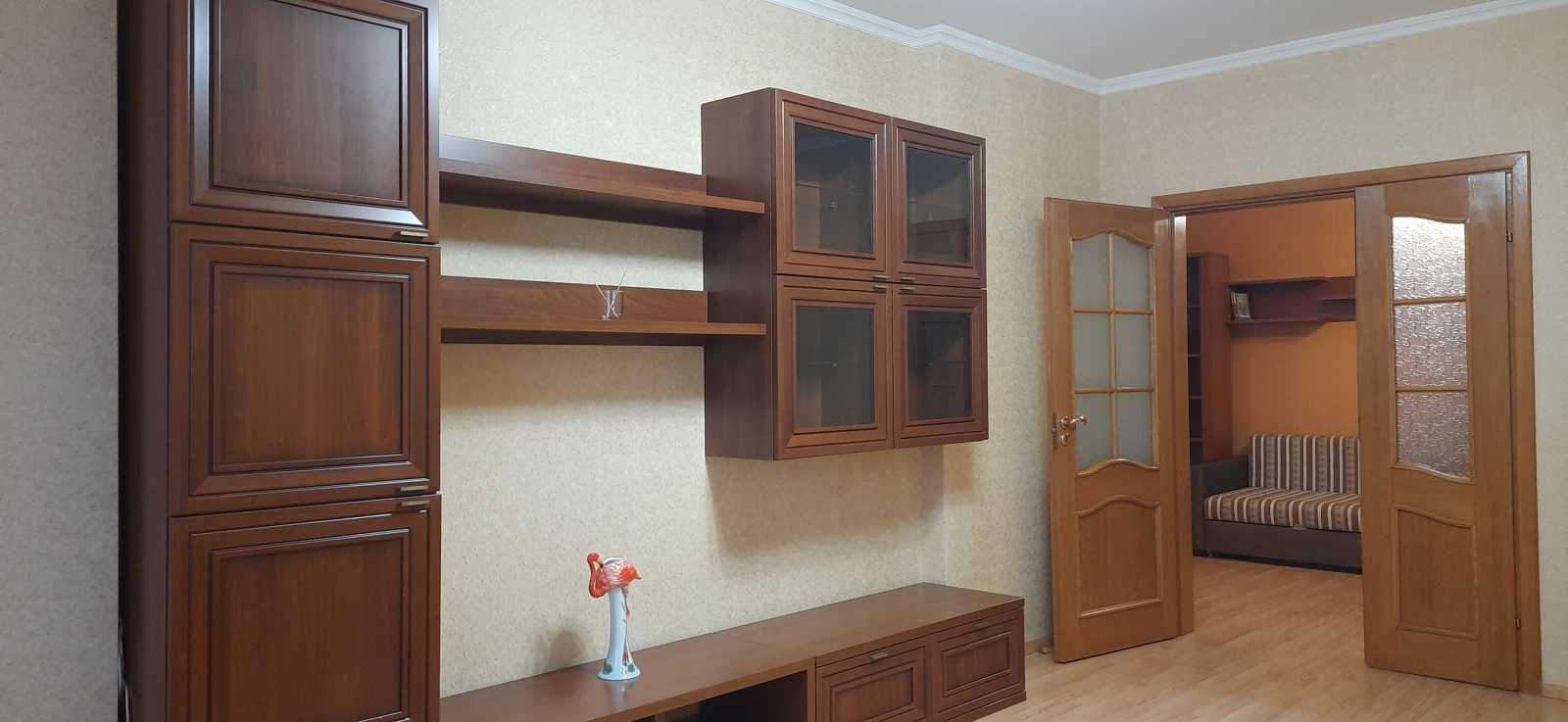 Продаж 2-кімнатної квартири 82 м², Верховинна вул., 35