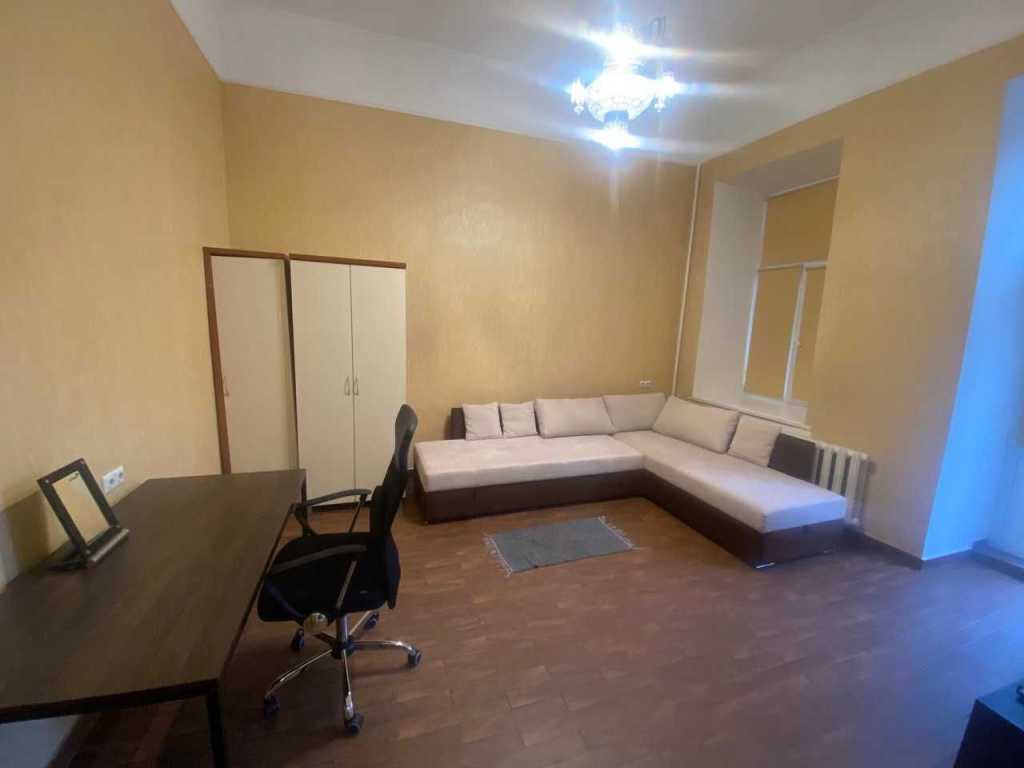 Аренда 1-комнатной квартиры 38 м², Бассейная ул., 12