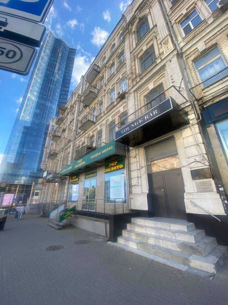 Аренда 1-комнатной квартиры 38 м², Бассейная ул., 12
