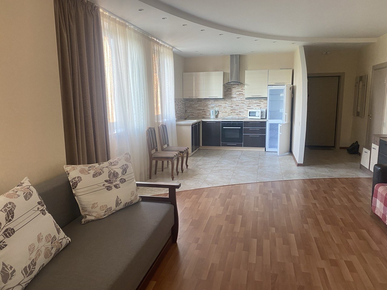 Аренда 2-комнатной квартиры 75 м², Деловая ул., 2Б