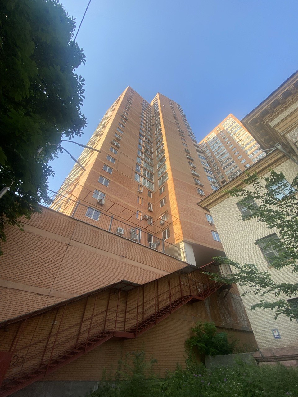 Аренда 2-комнатной квартиры 75 м², Деловая ул., 2Б