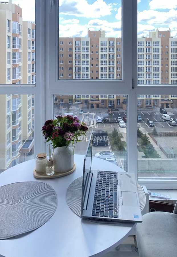 Продаж 1-кімнатної квартири 42.5 м², Героїв Небесної Сотні просп., 26/13