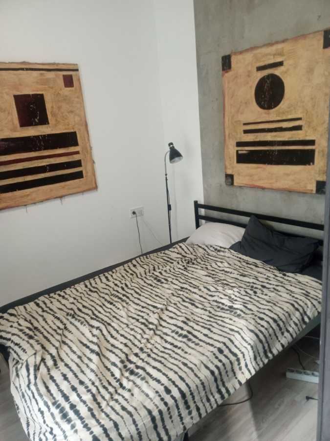 Продаж 2-кімнатної квартири 33 м², Салютна вул., 2