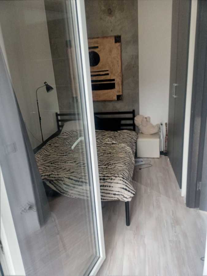 Продаж 2-кімнатної квартири 33 м², Салютна вул., 2