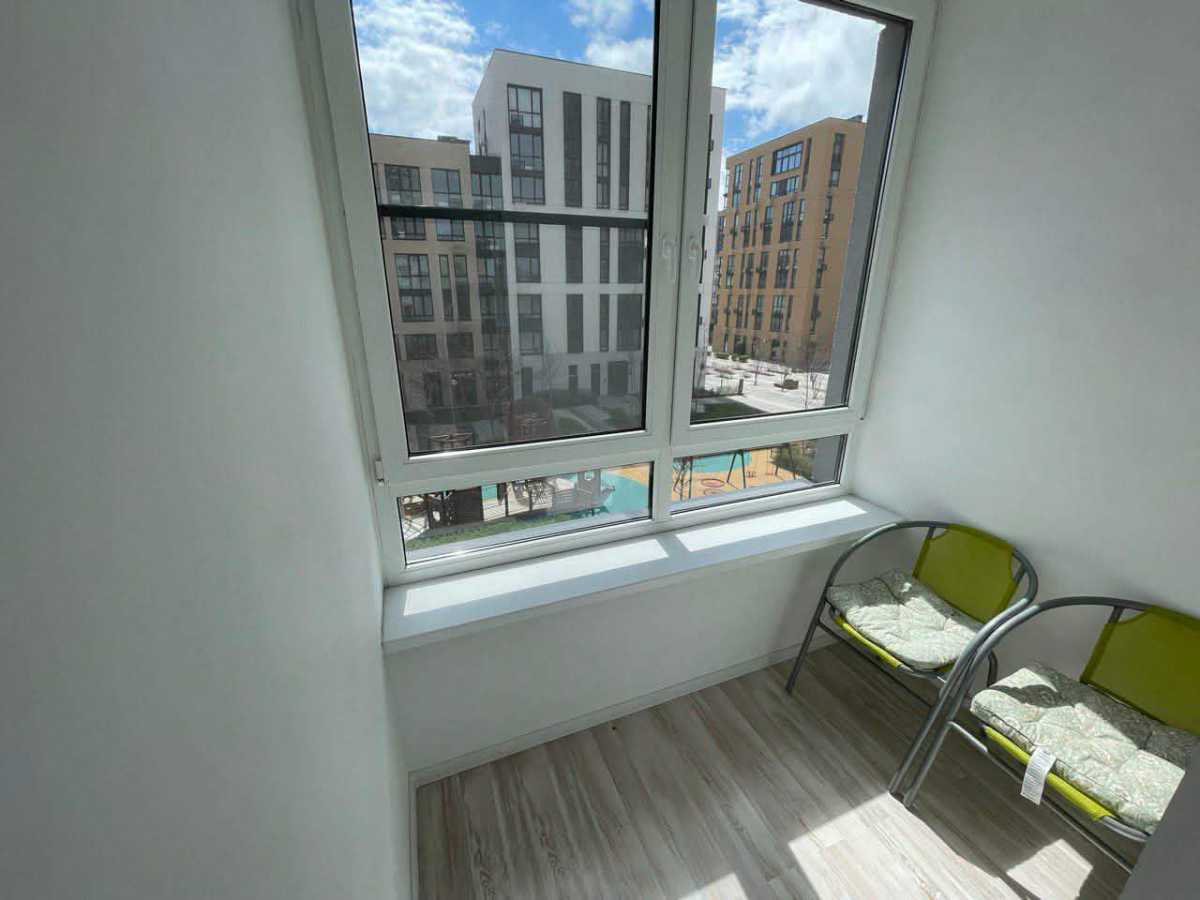 Продаж 2-кімнатної квартири 33 м², Салютна вул., 2