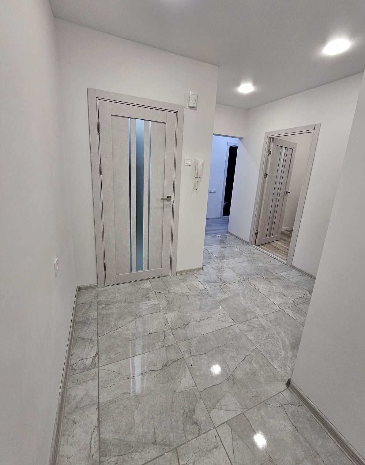 Продажа 3-комнатной квартиры 75 м², Крымская ул., 82