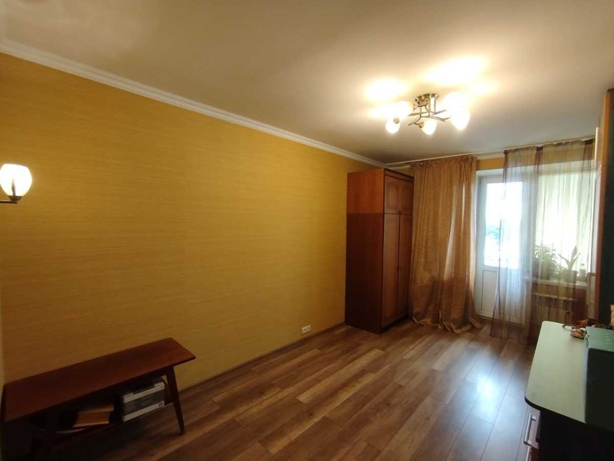 Продаж 2-кімнатної квартири 58 м², Братиславська вул., 13