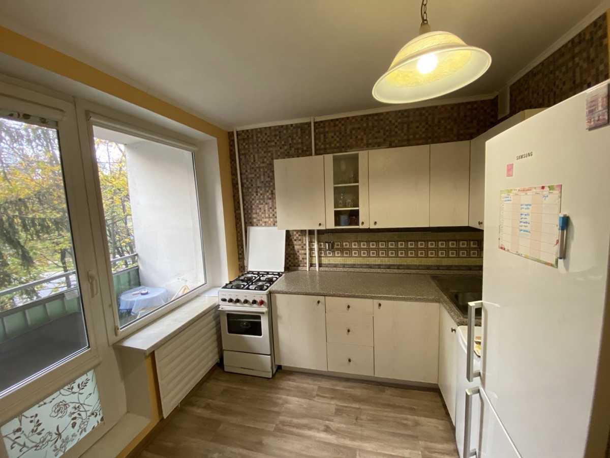 Продаж 1-кімнатної квартири 33 м², Солом'янська вул., 23