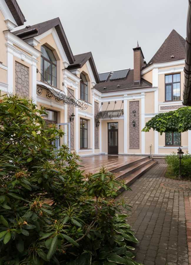 Продажа дома 1500 м², Заводська, 8