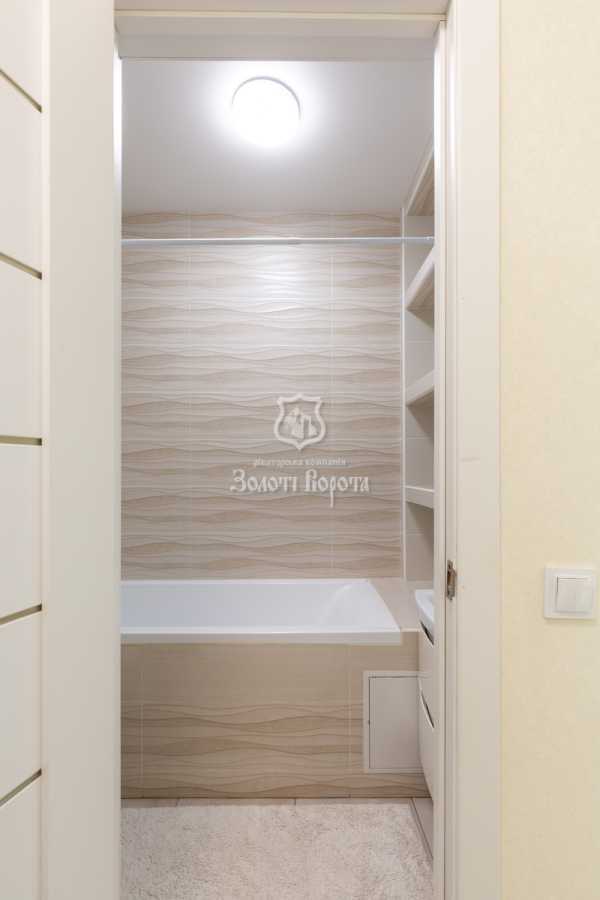Продаж 1-кімнатної квартири 30.6 м², Соборності просп., 17 К2