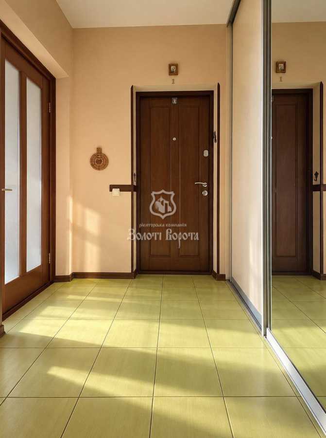 Продаж 1-кімнатної квартири 39.9 м², Новаторів вул., 22Б