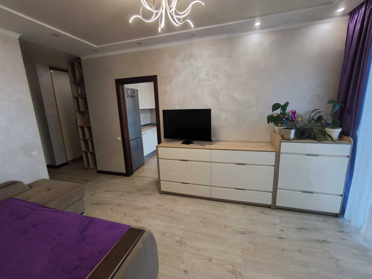 Оренда 2-кімнатної квартири 72 м², Метрологічна вул., 15А