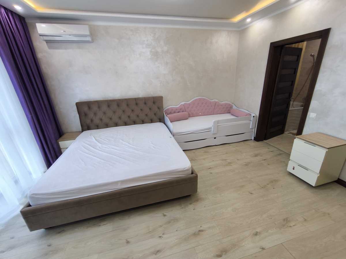 Оренда 2-кімнатної квартири 72 м², Метрологічна вул., 15А