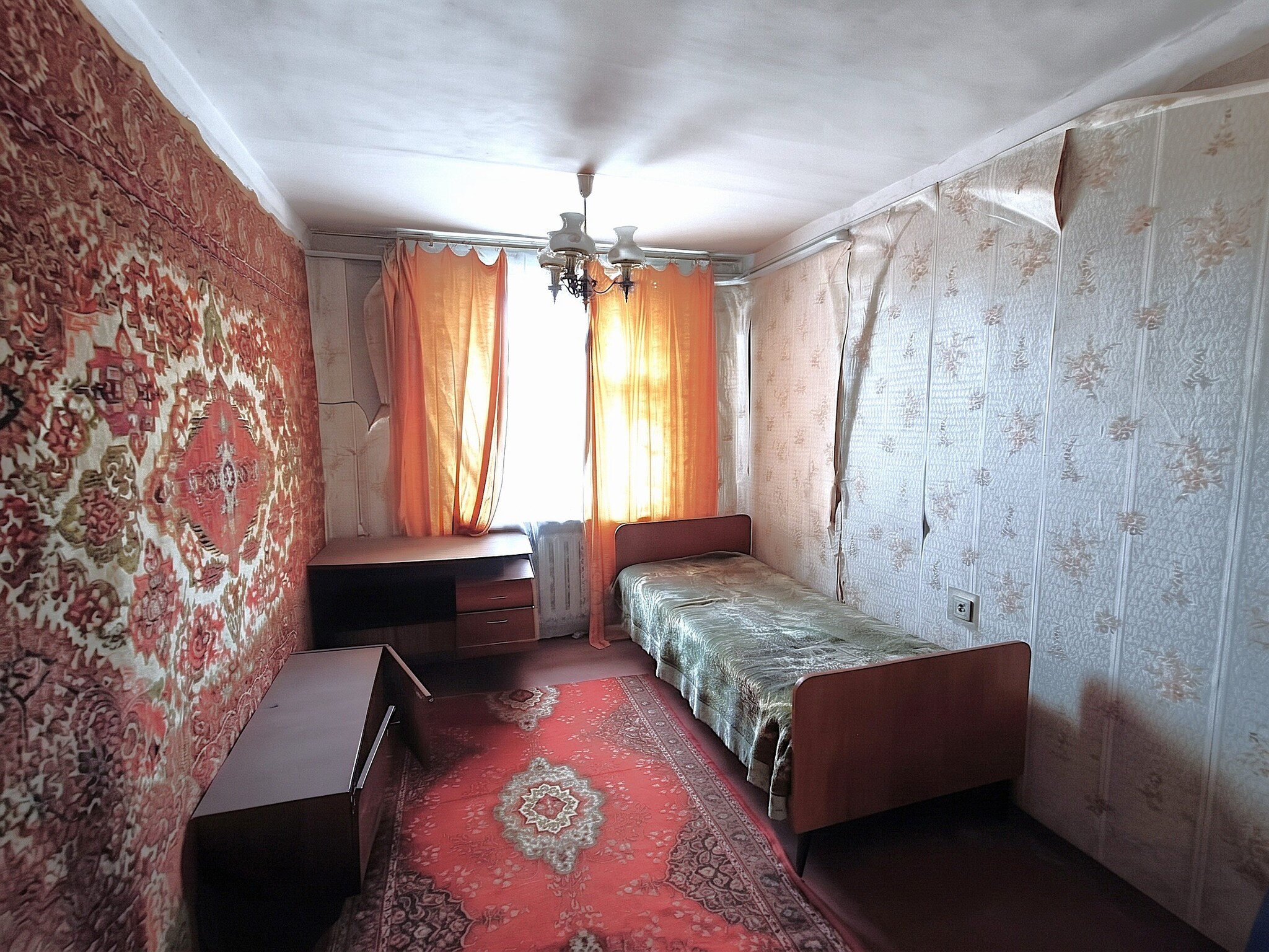 Продажа 4-комнатной квартиры 87.5 м²