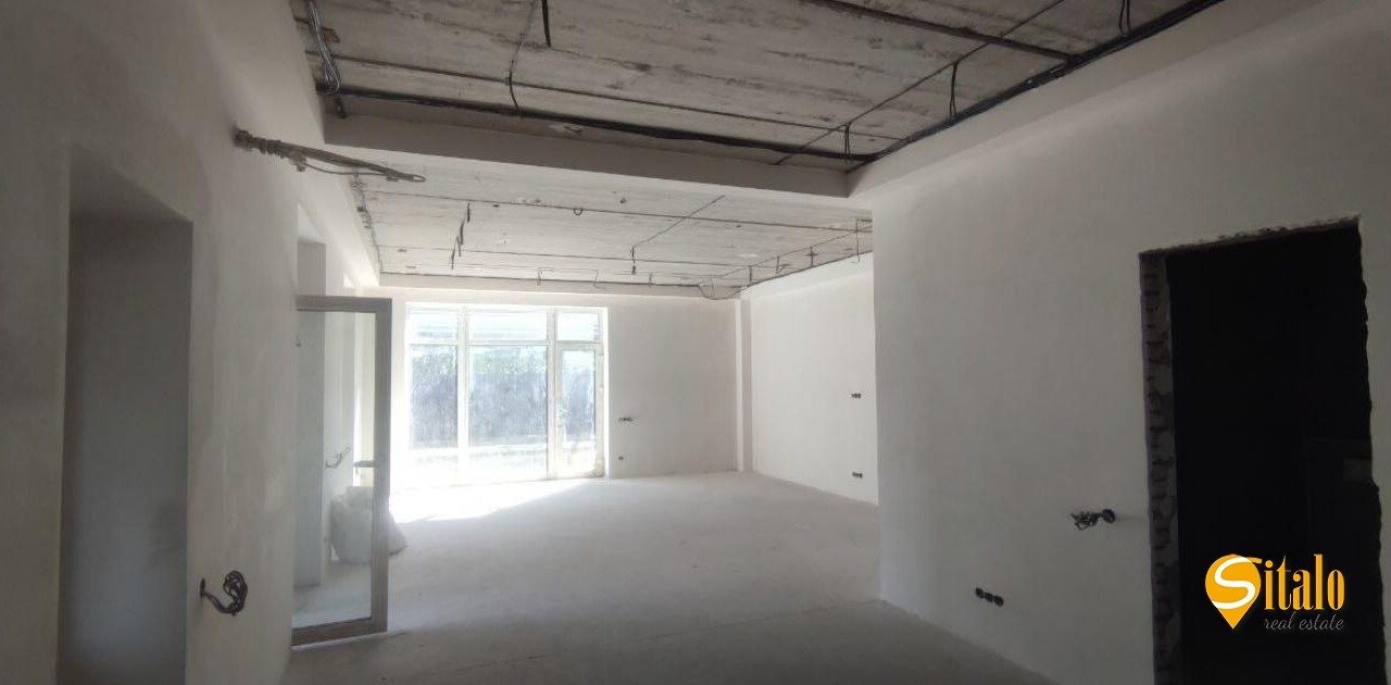 Продаж будинку 350 м²