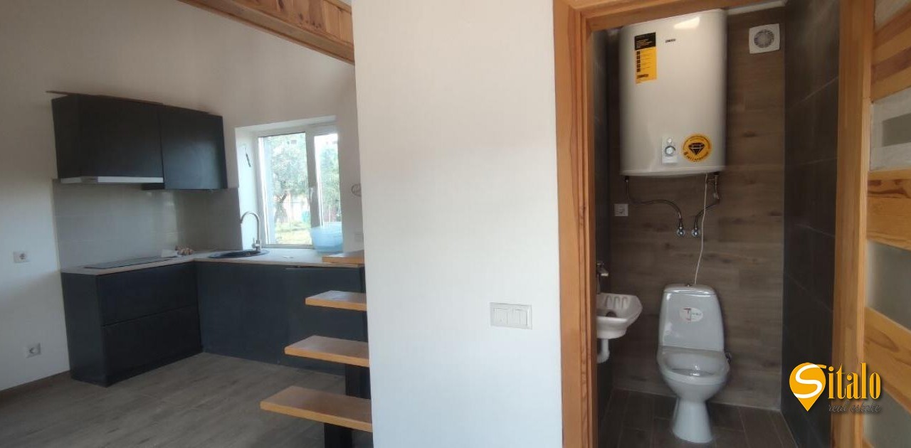 Продаж будинку 350 м²