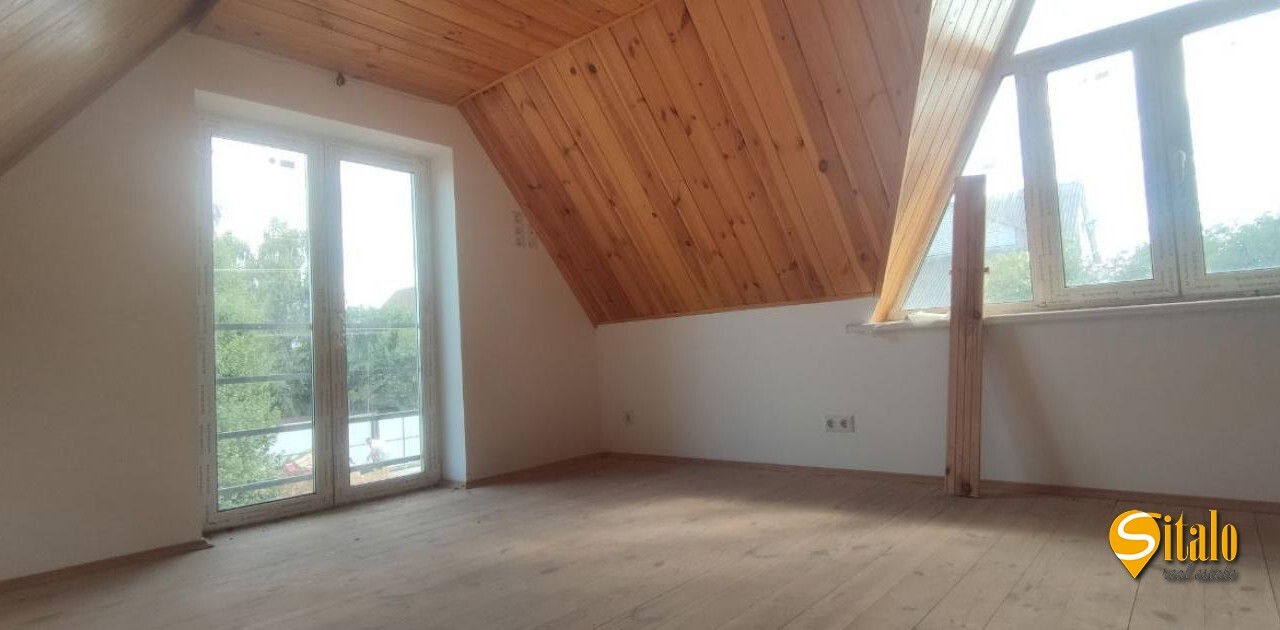Продаж будинку 350 м²