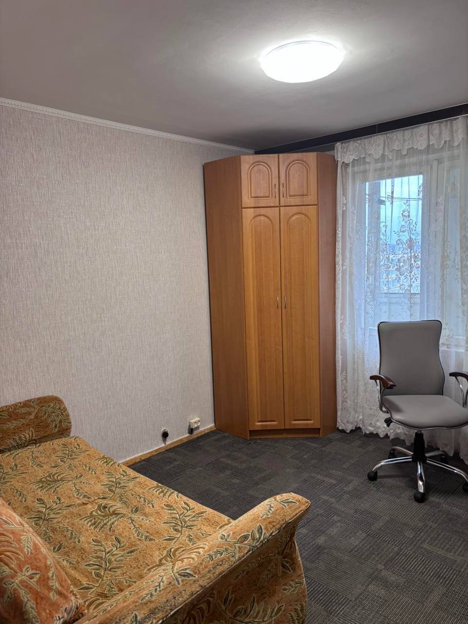 Оренда 2-кімнатної квартири 45 м², Генерала Наумова вул., 33