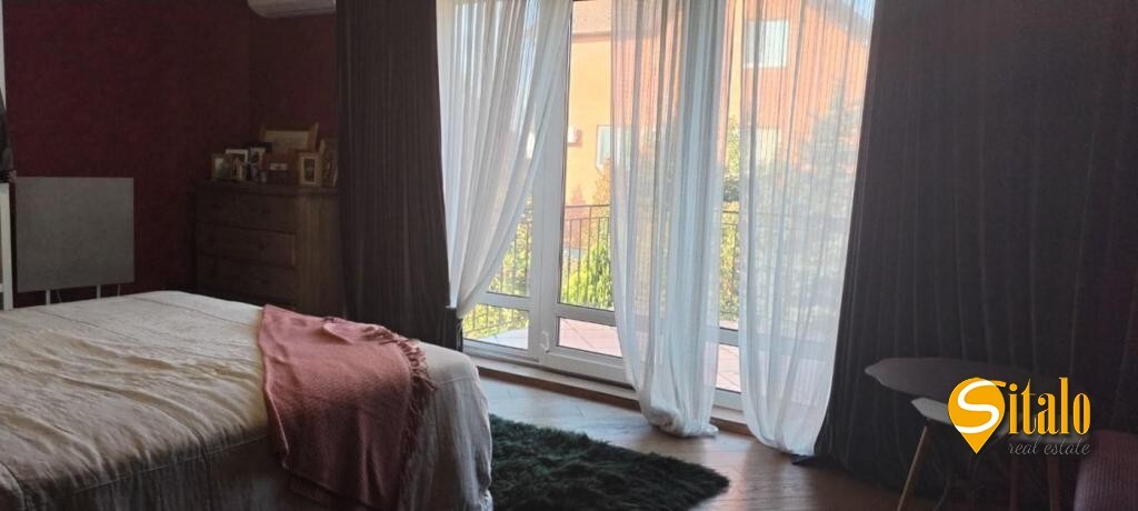 Аренда дома 282 м², 182-я Садовая ул.