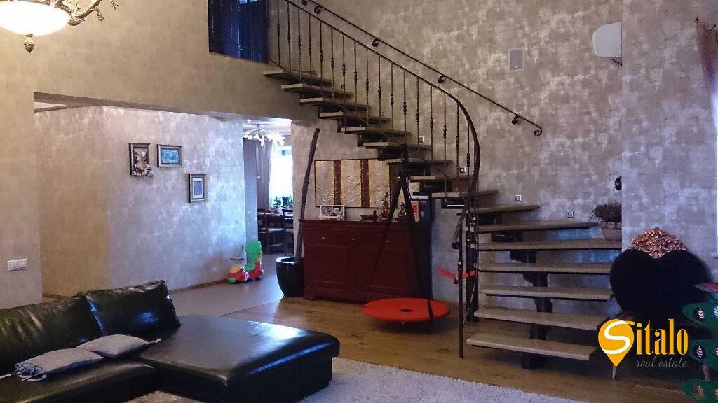 Аренда дома 282 м², 182-я Садовая ул.
