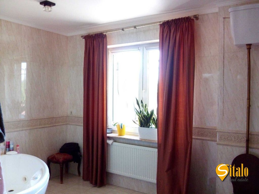 Аренда дома 282 м², 182-я Садовая ул.