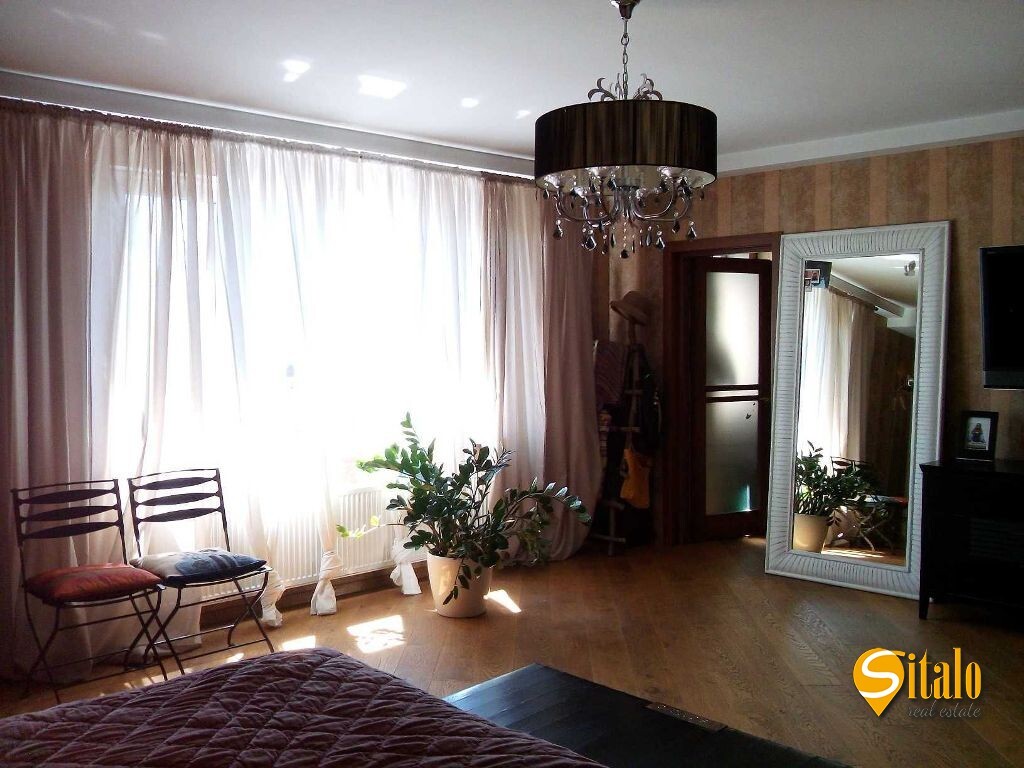 Аренда дома 282 м², 182-я Садовая ул.