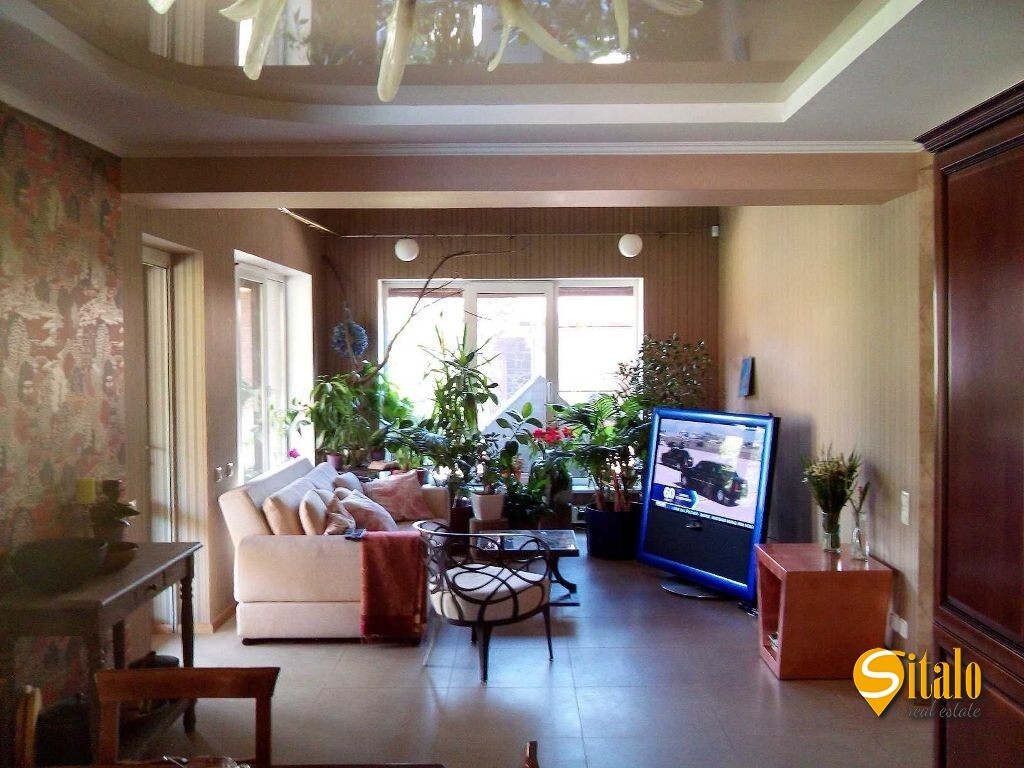 Аренда дома 282 м², 182-я Садовая ул.