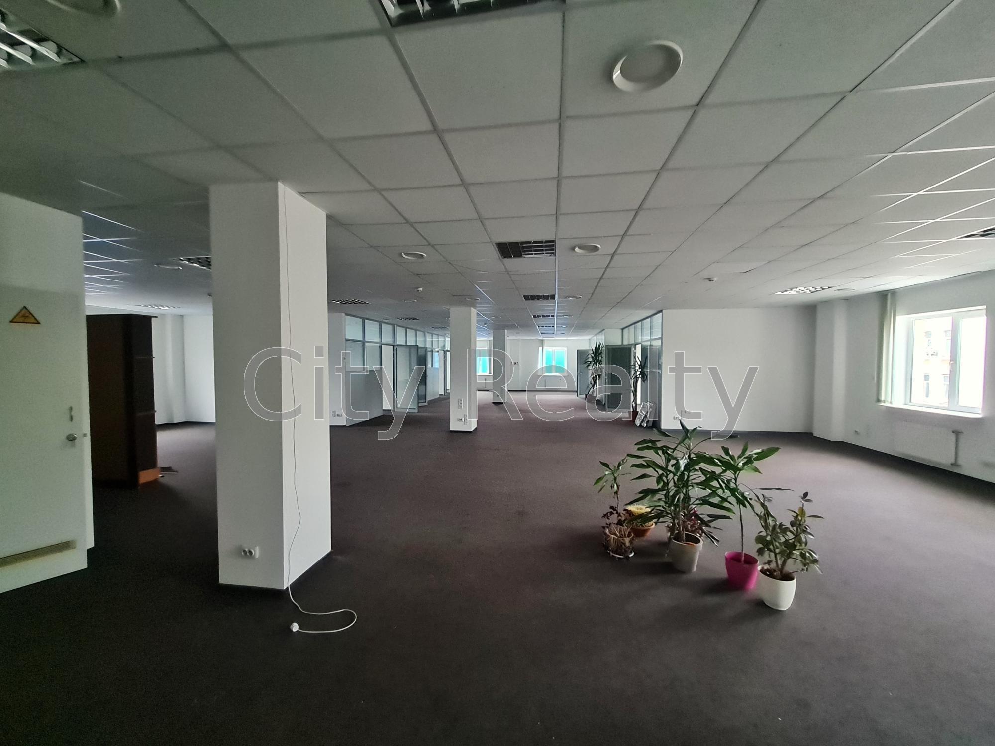 Аренда офиса 430 м², Викентия Хвойки ул., 18/14