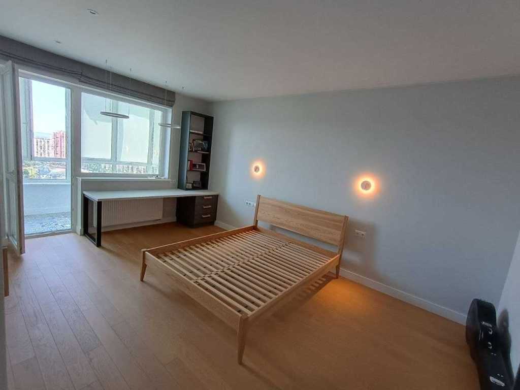 Продажа 4-комнатной квартиры 142 м², Ованеса Туманяна ул., 15А