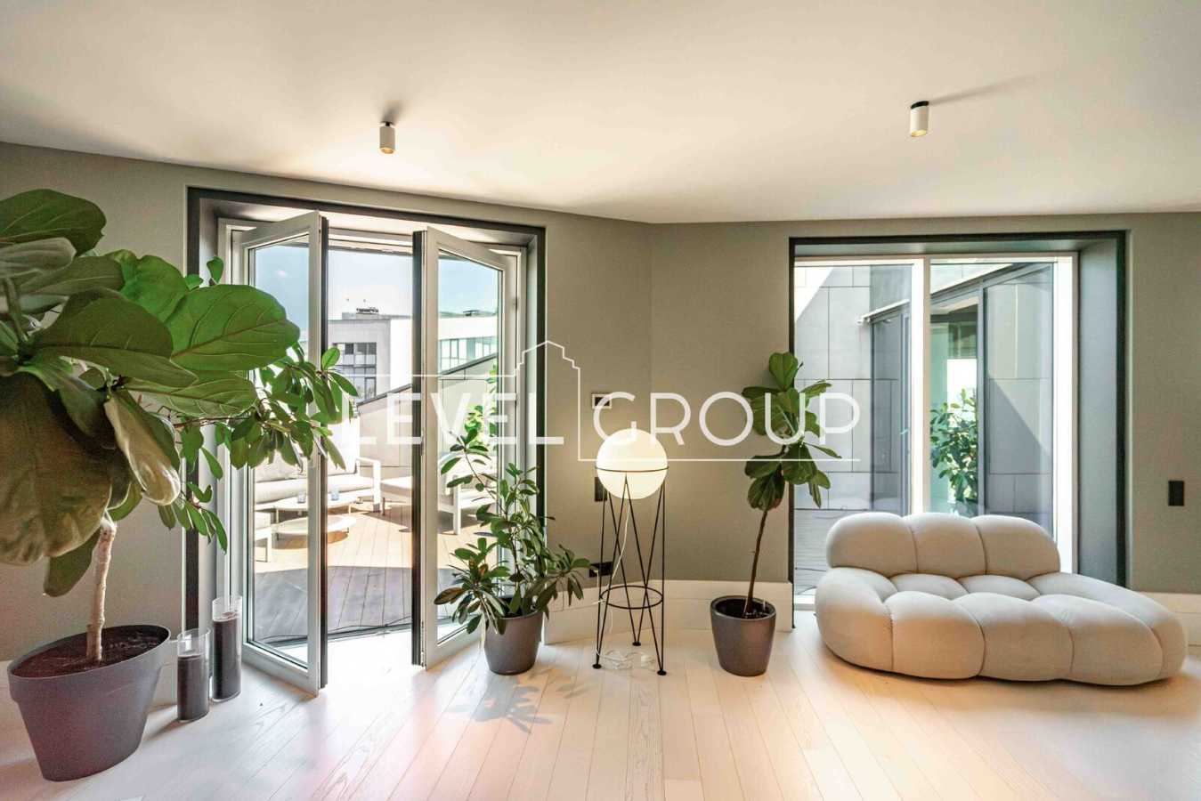 Продаж 5-кімнатної квартири 263 м², Митрополита Василя Липковського вул., Липківського, 16г